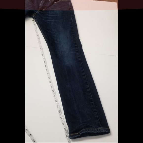 LEVI'S STRAUSS & CO. 511 Men’s Jeans - Picture 8 of 9